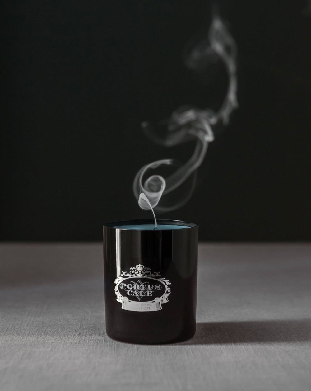 Portus-Cale-Black-Edition-Candle-2