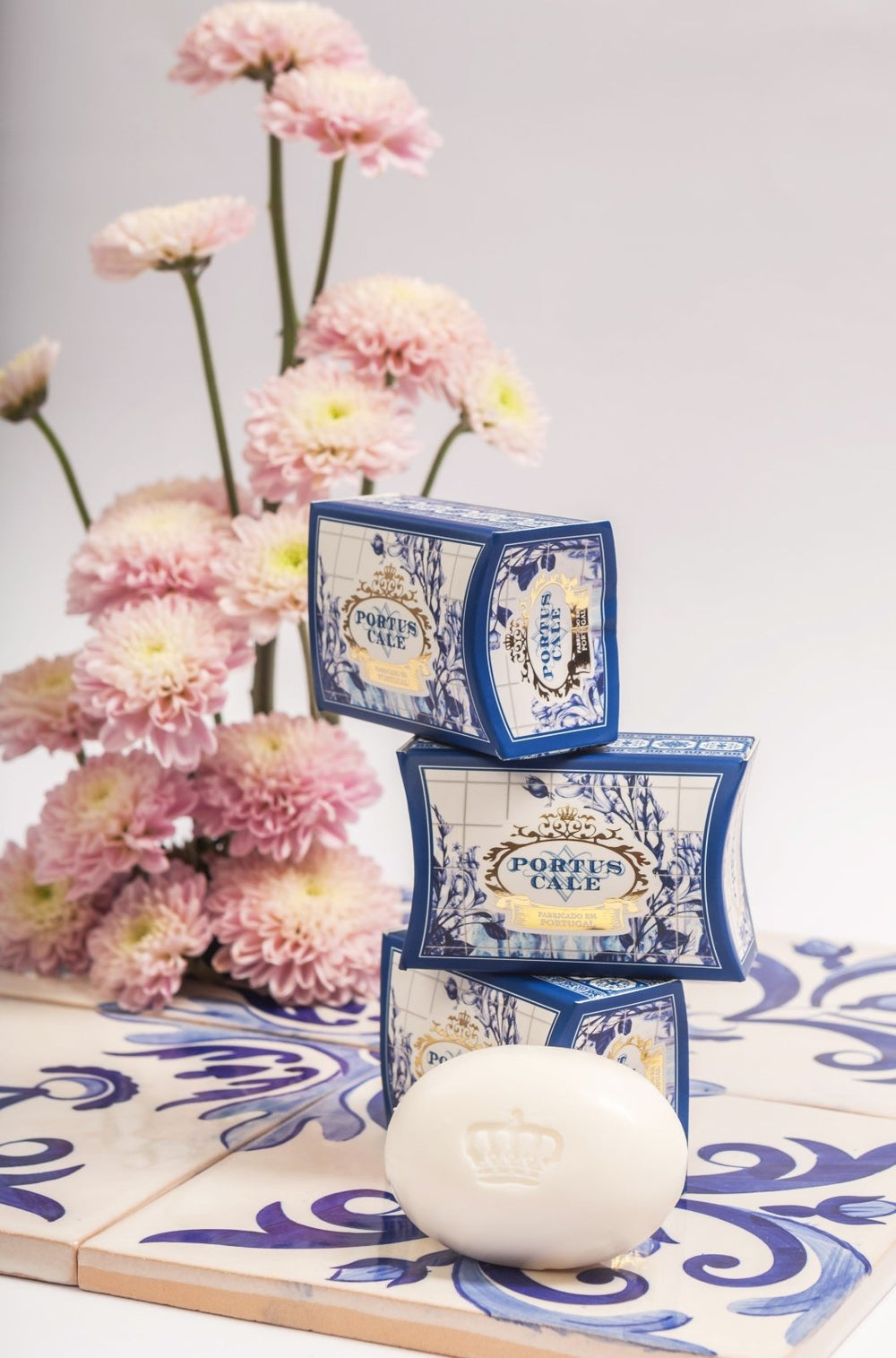 Portus-Cale-Gold-Blue-Soap-40gr-2