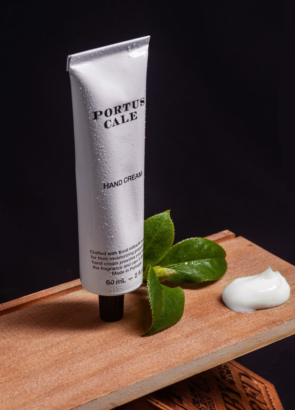 Portus-Cale-Ruby-Red-Hand-Cream-60ml-2